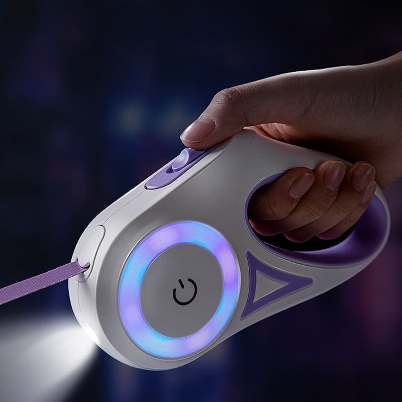 Lighted Retractable Leash